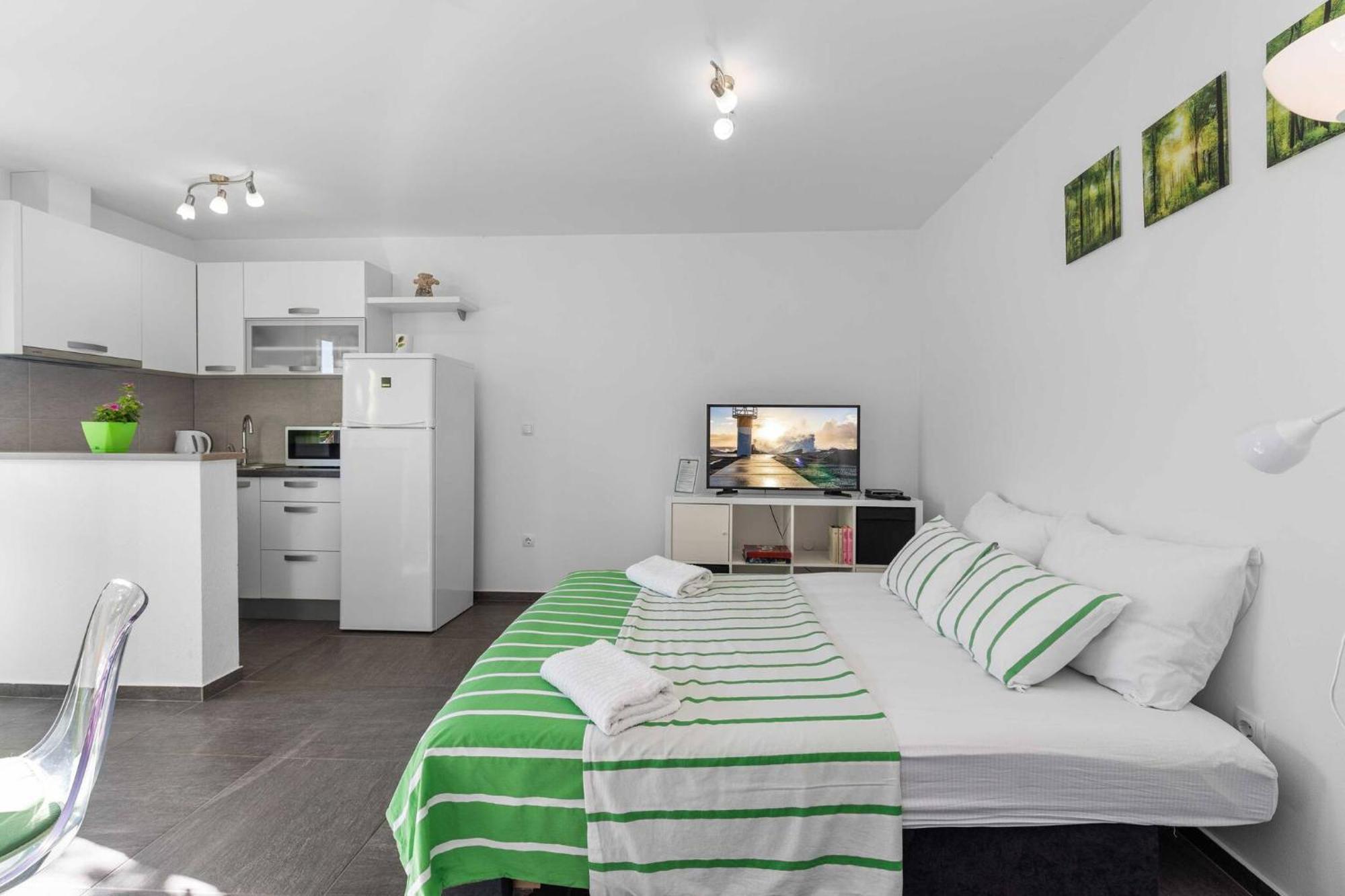 Studio Apartment Sekula Sibenik Ngoại thất bức ảnh
